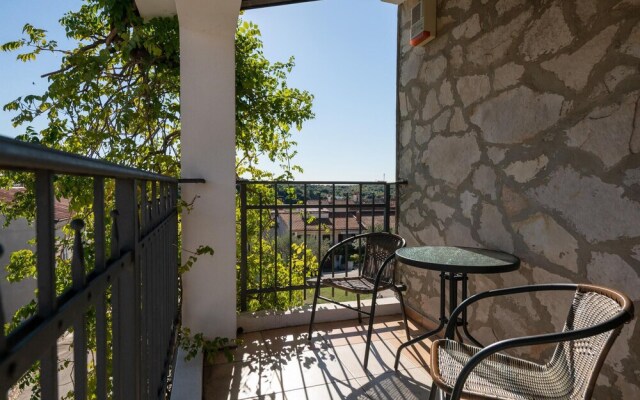 Awesome Home in Vrsar With Wifi and 4 Bedrooms