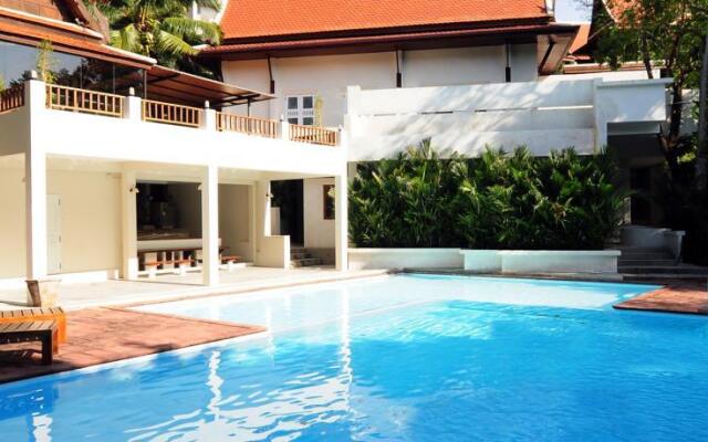 The Cabana Pool Suite