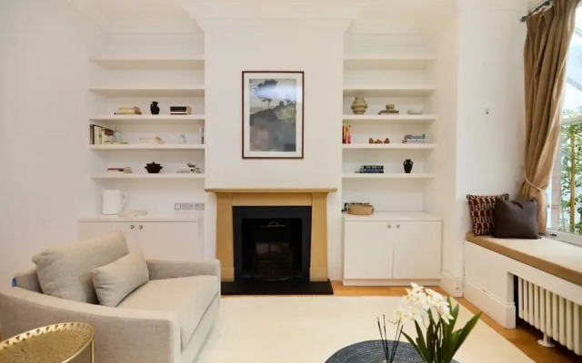 The Hampstead Getaway - Charming 5bdr Home With Conservatory