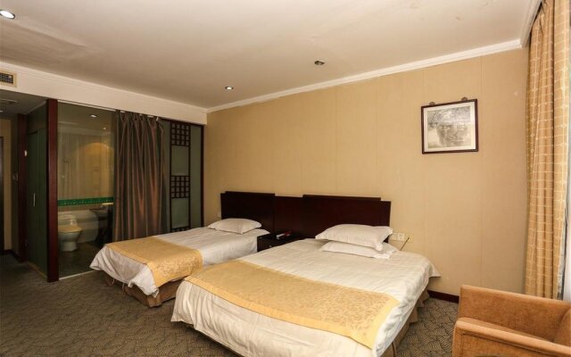 Golden Bridge Holiday Hotel