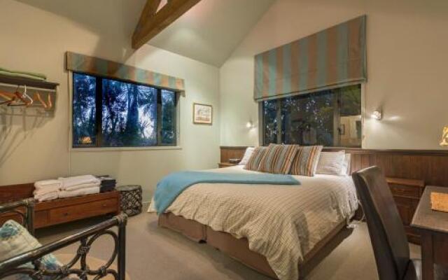 Poets Corner Lodge