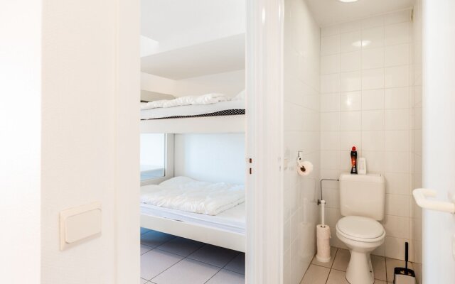 Apartment in Oostduinkerke With Garage