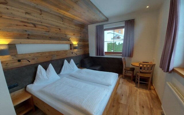 Hotel Starjet