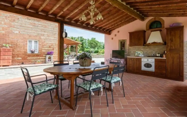 Villa al Molino Comfortable Holiday Residence