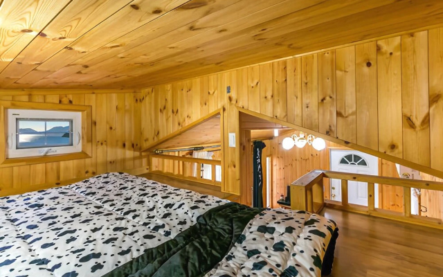Geoje Forest Pinetree Pension