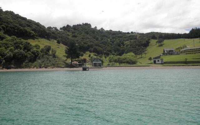 Waiheke Waters Edge