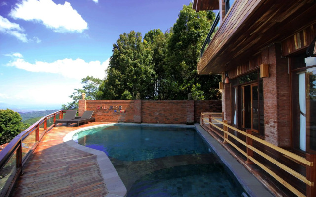 Bali Jegeg Munduk, Hotel, Bar and Restaurant