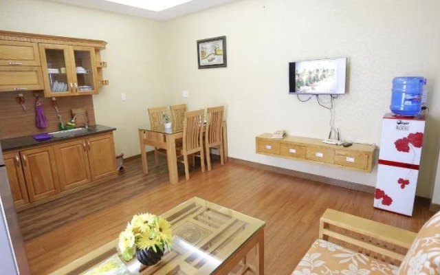 Tan Long Lakeside 1 Hotel & Apartment