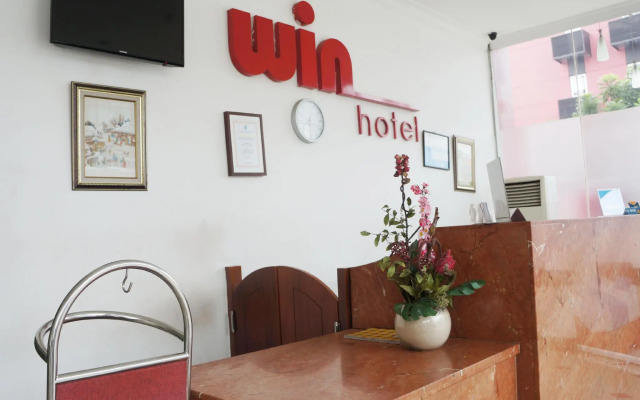 Win Hotel Blok M