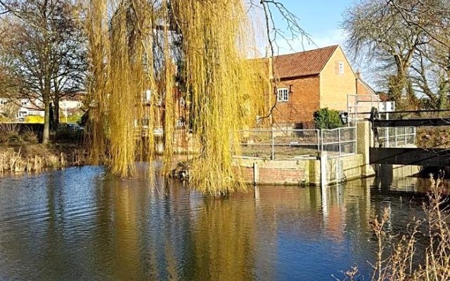 Riverside Guest House