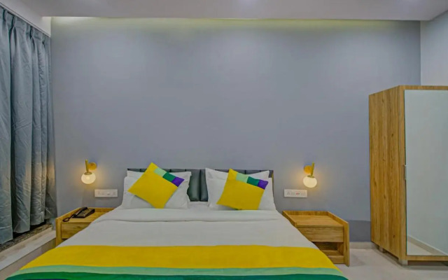 Itsy Hotels Natasha, Vesu, Surat