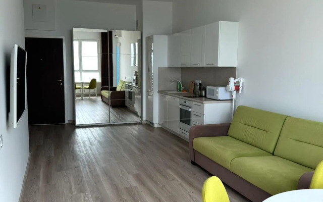 Apartment More i Gory on Parusnaya street