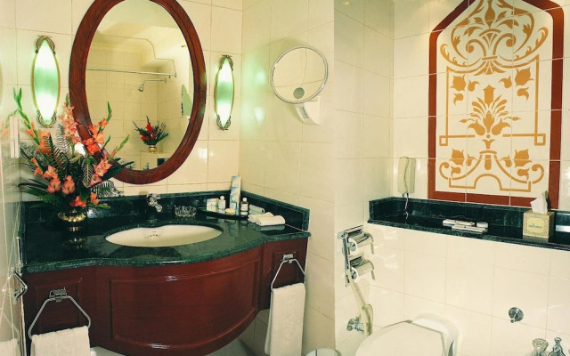 Avari Lahore