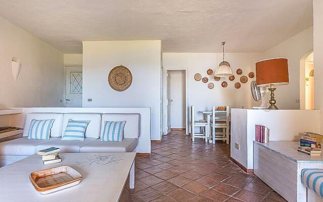 Stunning Home in Golfo di Marinella With 2 Bedrooms