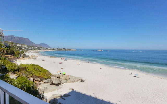 Clifton Attina - Two Bedroom Apartment, Sleeps 4