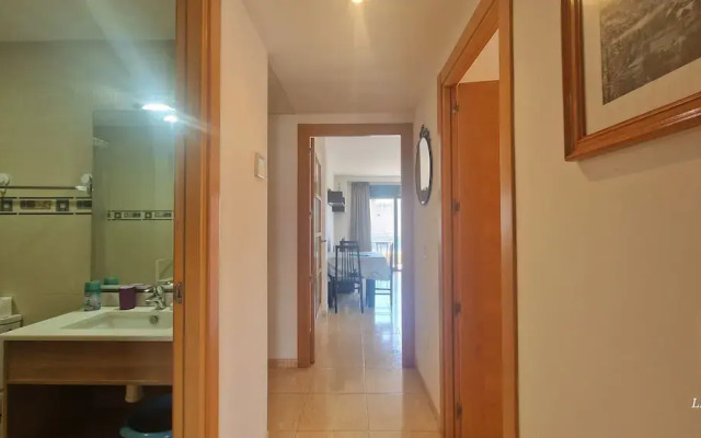 Cozy Apartment by the Sea in Lloret de Mar - Ref A090 Rene Go2llolet