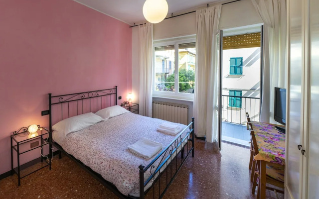 Lia Rooms 3
