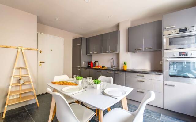 17Eme The Yellow Flat