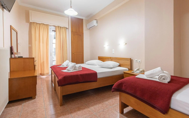 Faros 2 Hotel