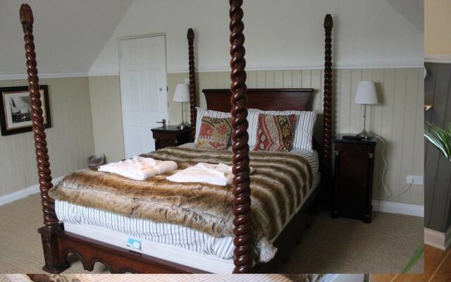 Garden House / 5-bed Home on Osea Island, Essex