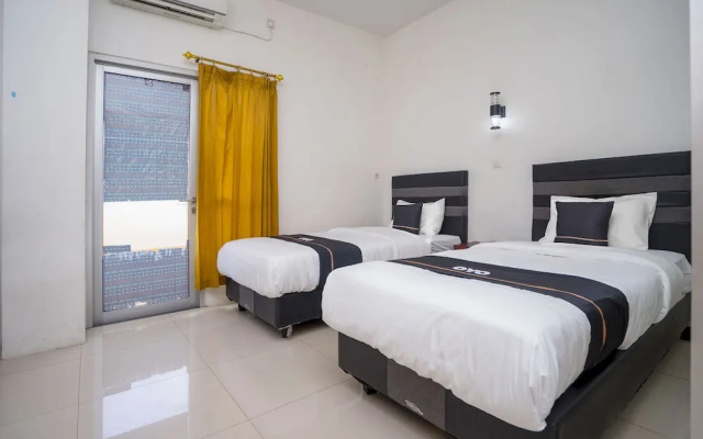 OYO 2695 D'es Guest House