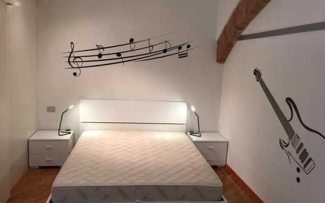 Emilia Levante Musica