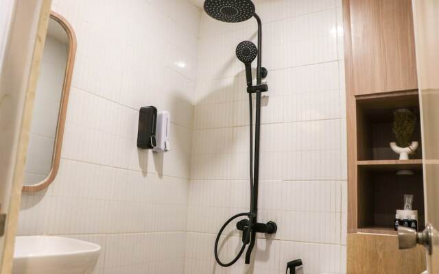 Brand New 2Br At Tamansari Panoramic Apartment