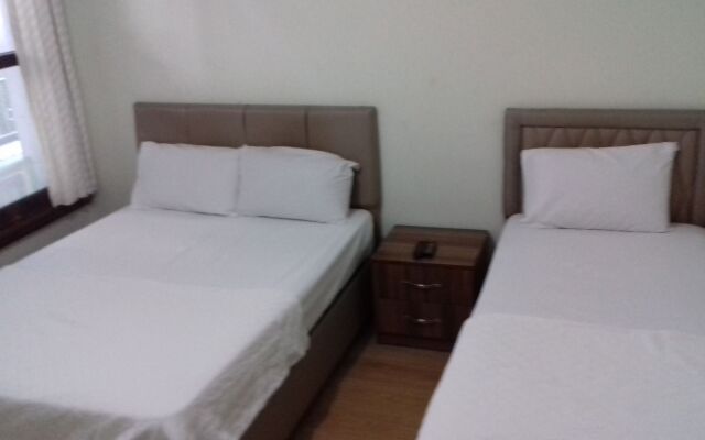 Yakamoz Hotel