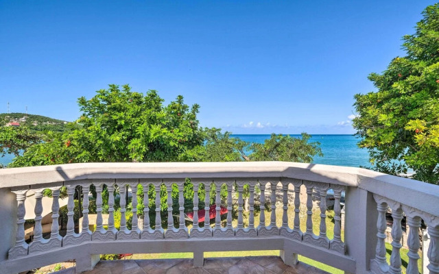 Oceanfront 'majestic Beach House' w/ Gym + Pool!