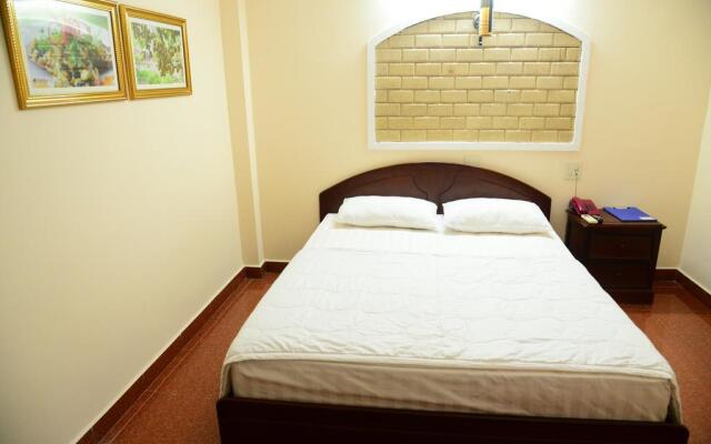 Hotel 199