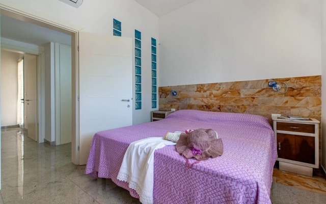 La Maison Bleue 100mt From Sea