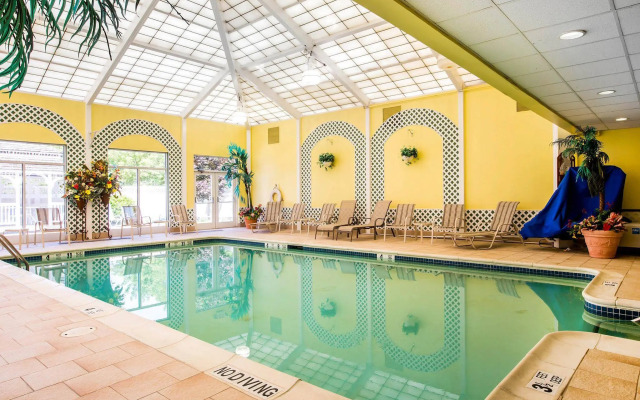 Holiday Inn Express & Suites Hawthorne Elmsford North by IHG