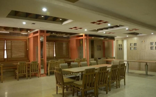 Hotel Sri Sai Krupa