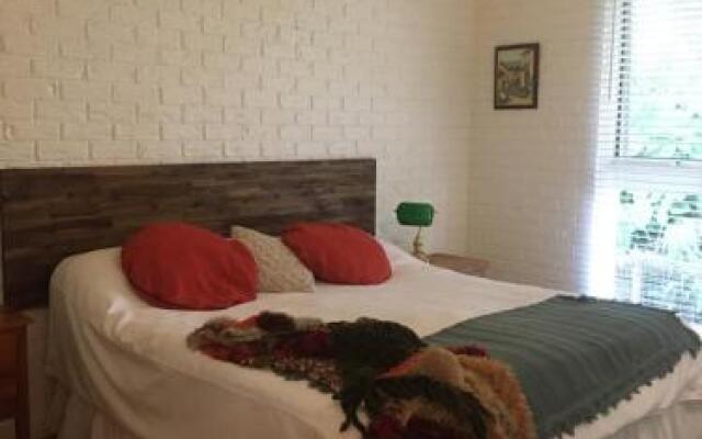 Eumundi Guesthouse and B&B