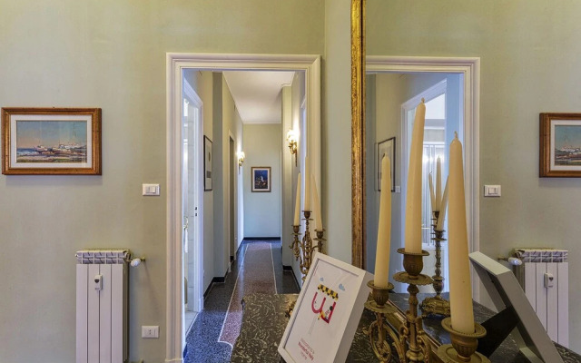 Albaro Classic Apartment by Wonderful Italy