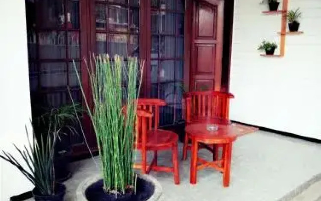Asri Homestay Syariah by RedDoorz