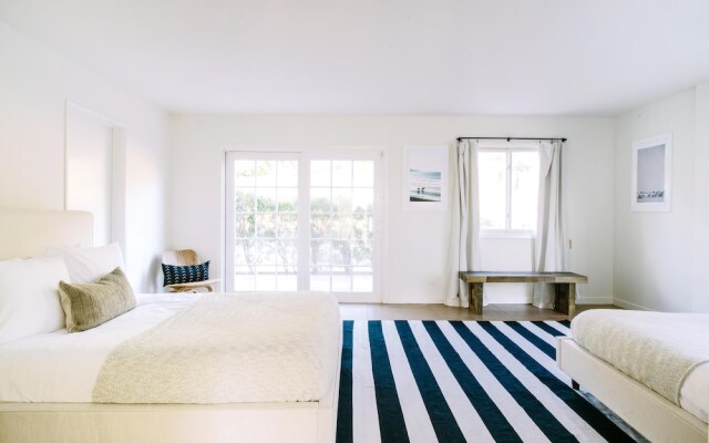 Pacifica by AvantStay | Ocean Getaway w/ Sunset Views | Sleeps 24!
