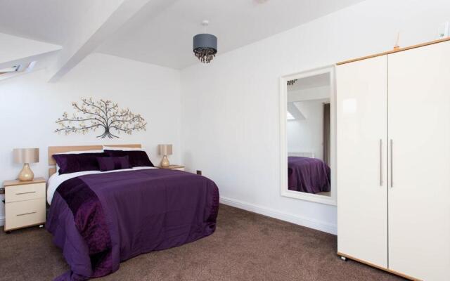 Luxurious Serviced Apartments