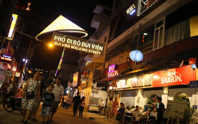 Sao Nam Hotel - Bui Vien Walking Street