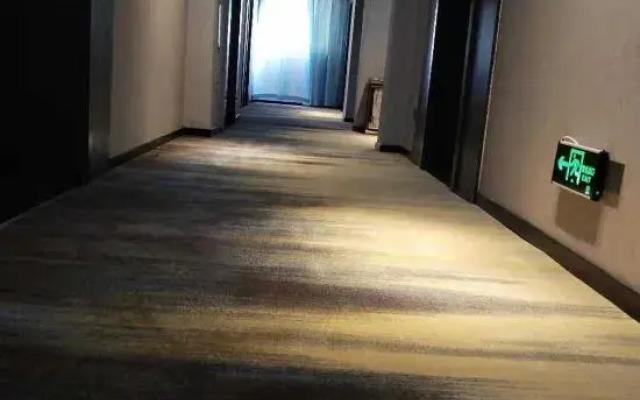 Panlongshan Hotel (Su Longqiao Subway Station Store)