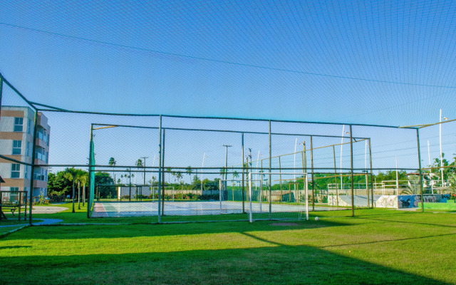 Flat de 1 quarto - Muro alto Condomínio Clube