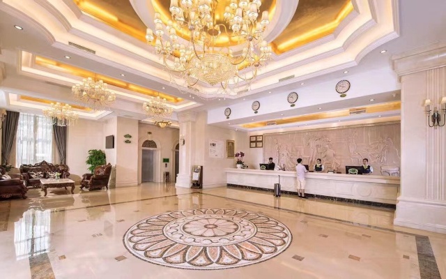 Vienna Hotel Shawan – Lobby – Shenzhen