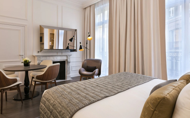 La Clef Champs-Élysées Paris by The Crest Collection