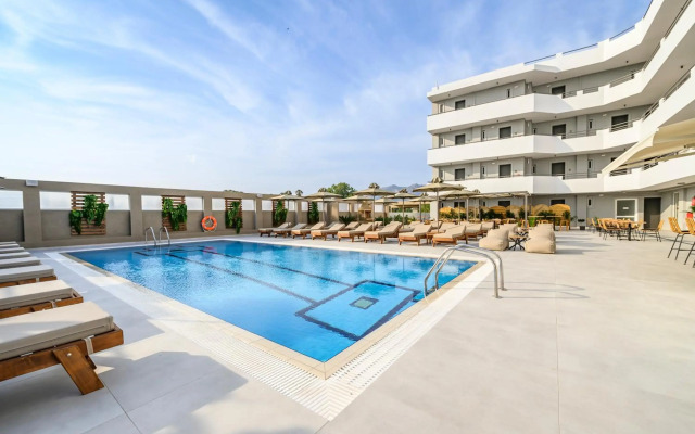 Nicolas Grand Suites - Adults Only