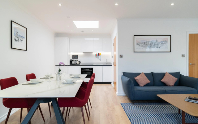 Fountain Court Apartments - Grove Executive