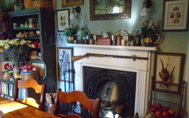 The Breakers Bed and Breakfast