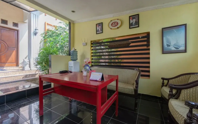 Wisma Griya Indah Lestari by OYO Rooms