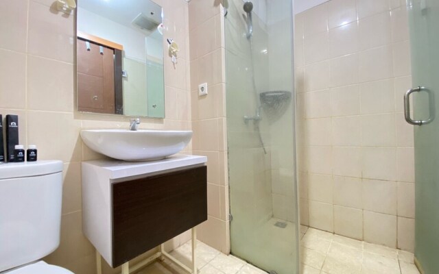 Spacious And Tidy 1Br Apartment At Sudirman Suites Bandung