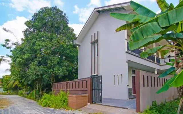 Hotel O Putri Guest House Syariah Near SPBU Rimbo Panjang