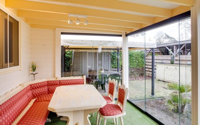 Cosy Bungalow in Meerlo with Garden